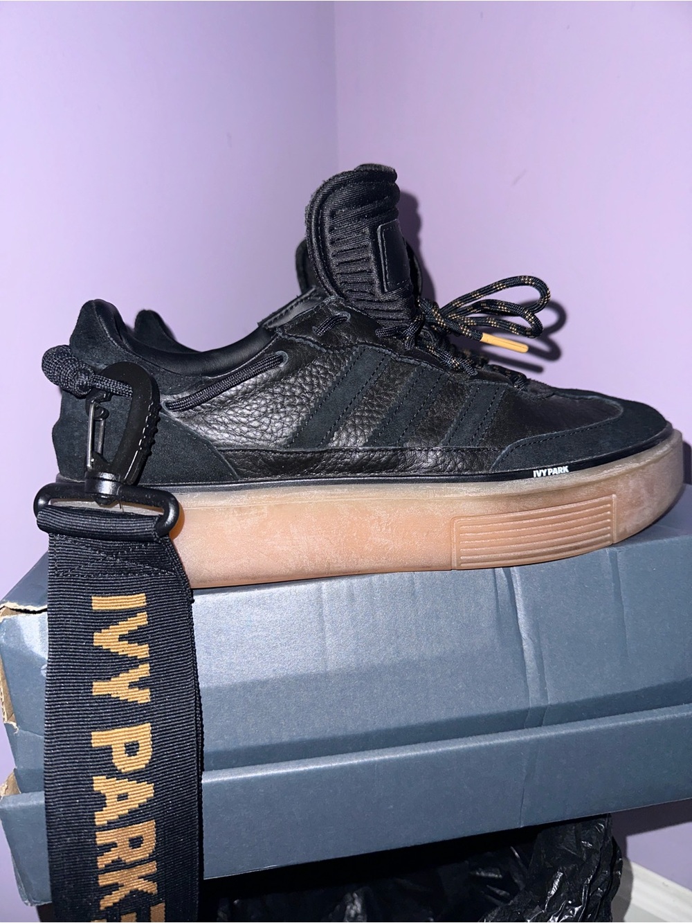 IVY PARK Adidas Super Sleek 72